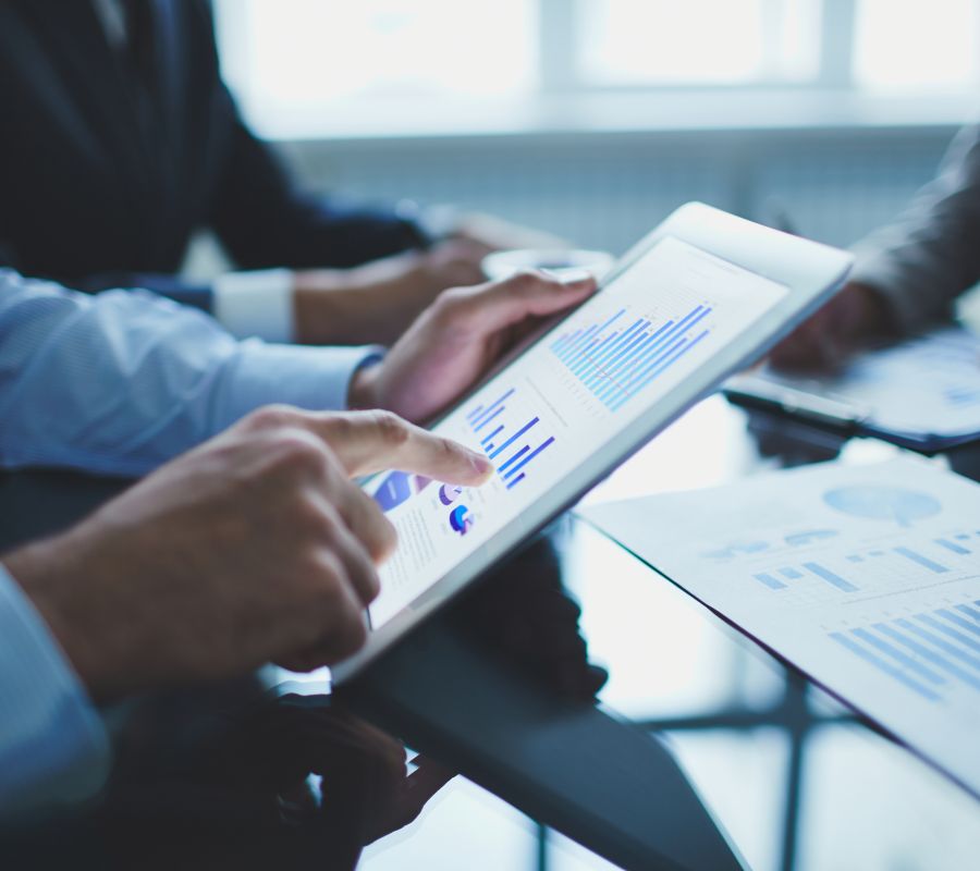 Analyzing electronic document